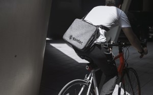 Túi đeo Tomtoc (USA) Urban Shoulder bags for Ultrabook 13.3″- H14 Black