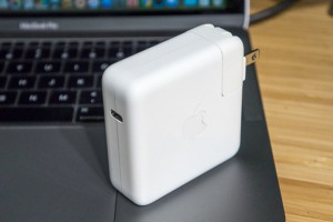 Sạc macbook new pro 15inch 87W USB C chính hãng ( đời 2016 - 2019)